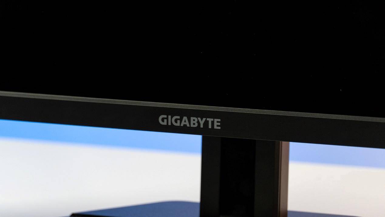 兼顾设计与游戏的配置,兼顾游戏与设计的显示器