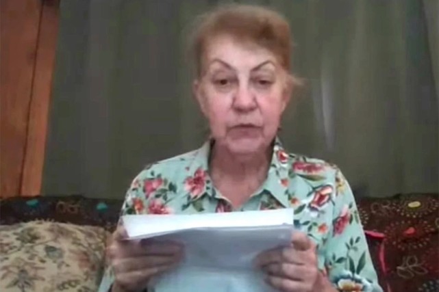 离谱！做人工受孕近40年后，美国老妇发现女儿生父竟是当年医生