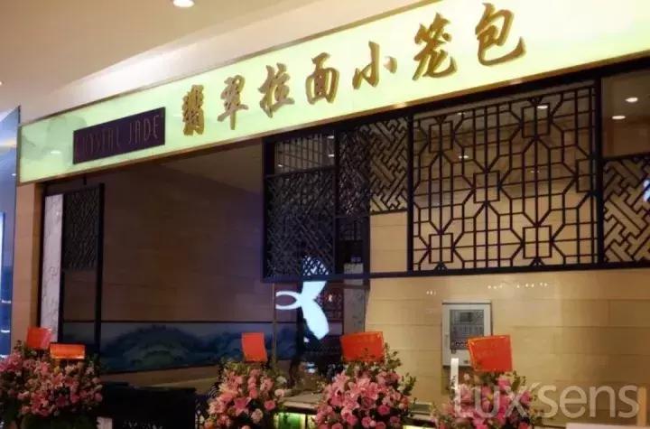 chanel价格直逼爱马仕,chanel香奈儿包包官网价格