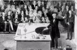 电容为什么叫法拉,电容的正确叫法