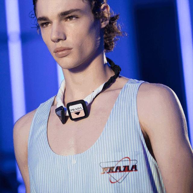 prada上海大秀,prada大秀点评