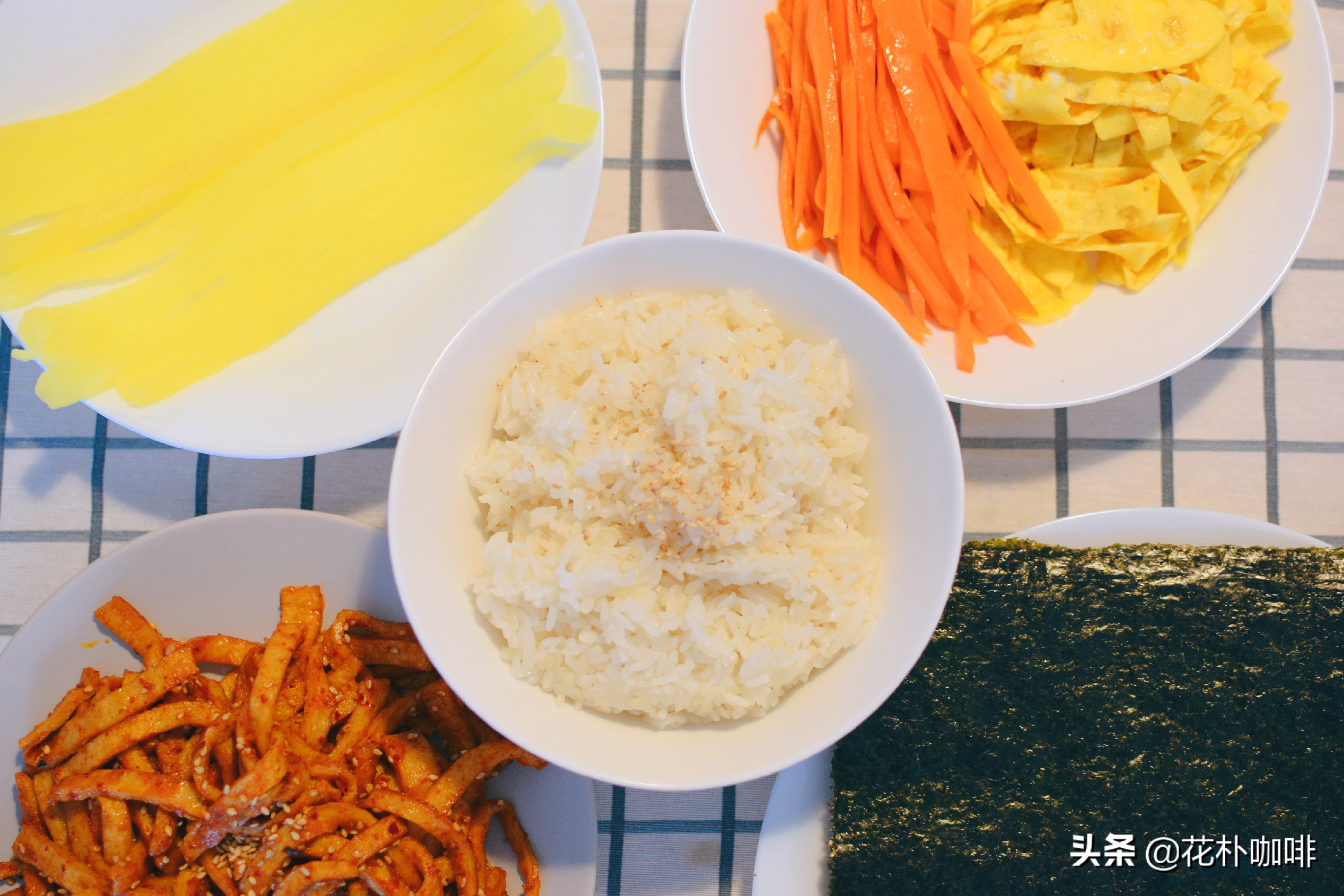 韩国紫菜包饭全过程,韩国妈妈教你做正规紫菜包饭