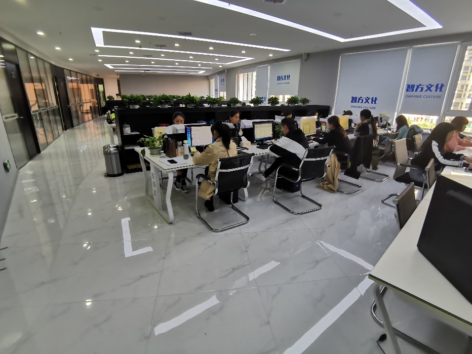 记者*底卧**代写论文公司:8000字符本科毕业论文要价1万,可修改5次