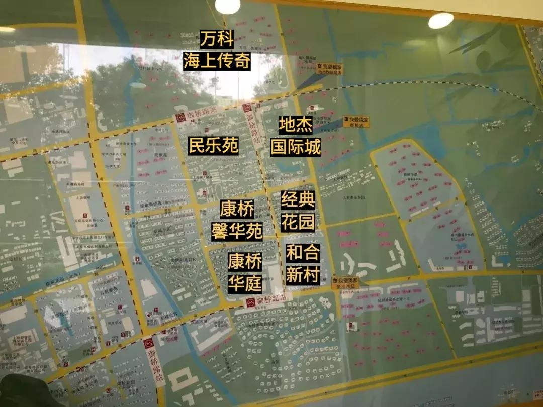 这个神盘只有一栋楼，比隔壁万科便宜100万