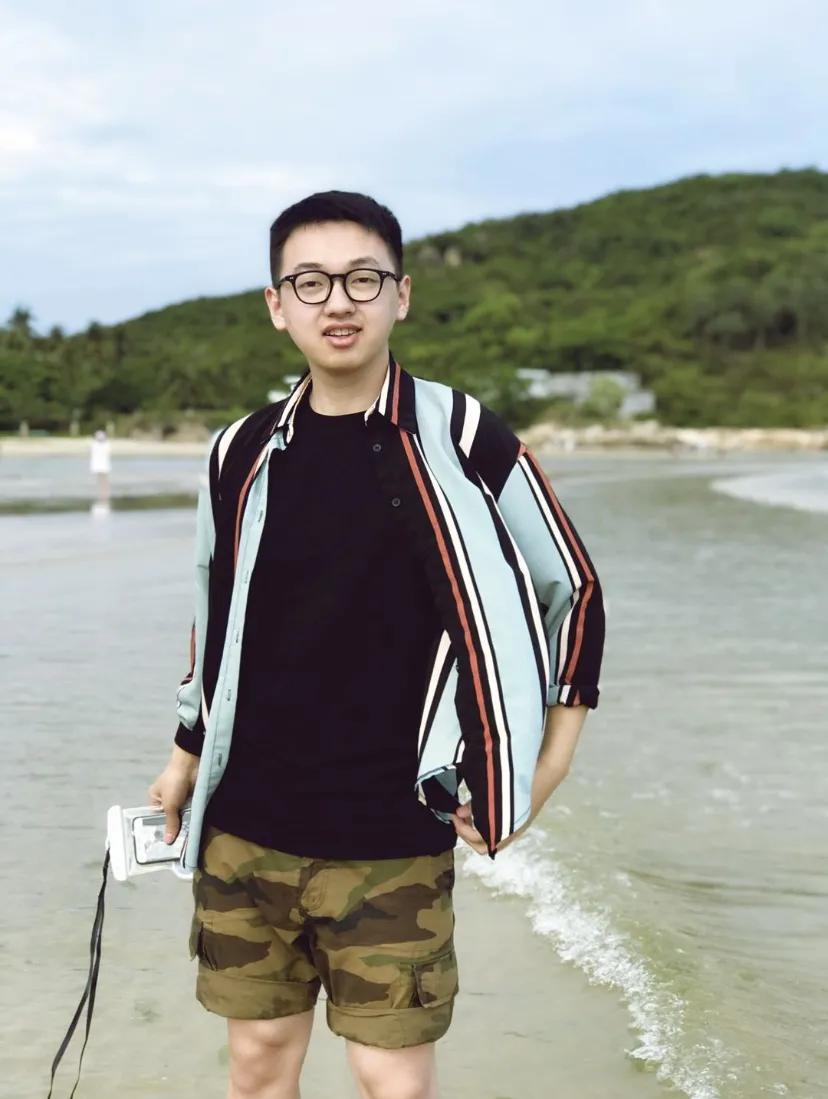 cctv村里来了个农业特派员,村里的联络员