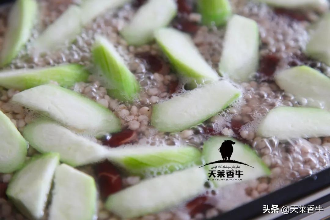 健身美食安排,丝瓜牛肉汤减脂餐