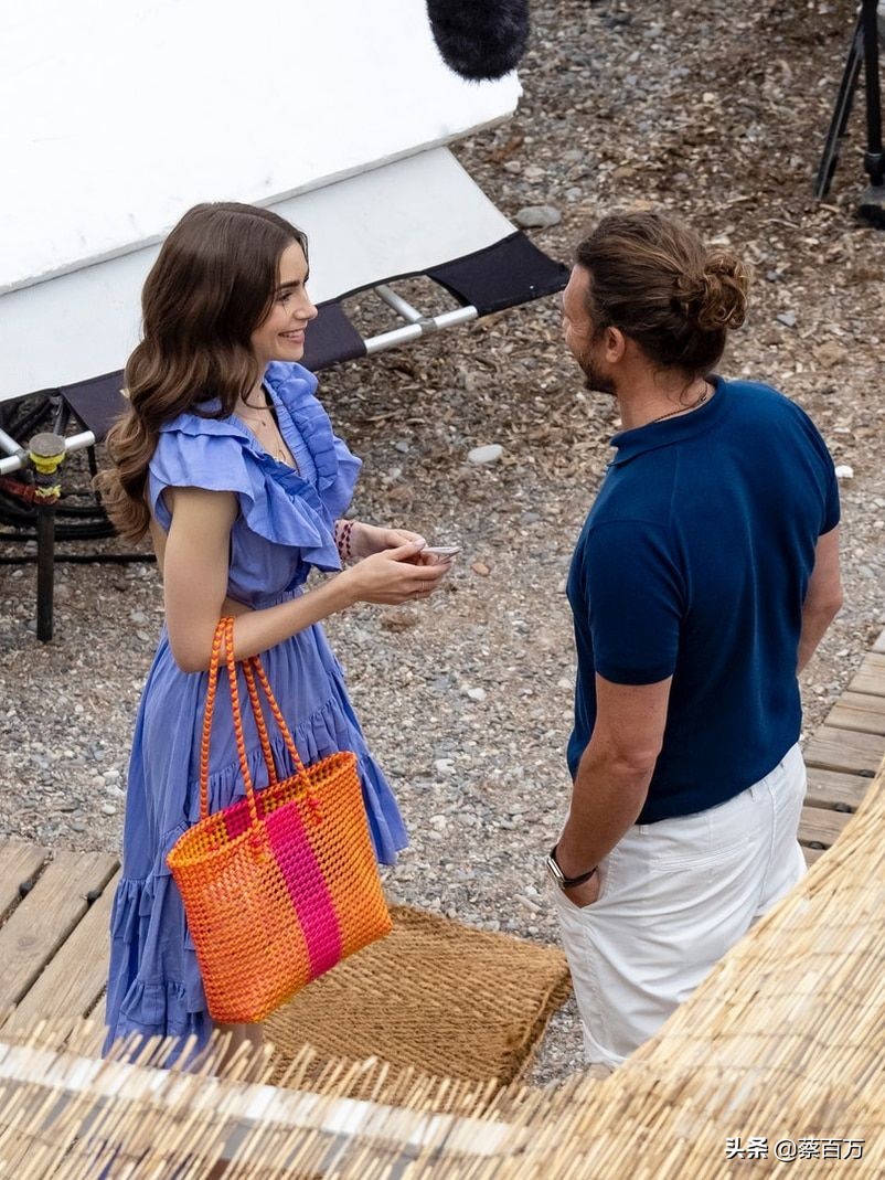 艾米丽在巴黎精彩片段,艾米丽在巴黎下集