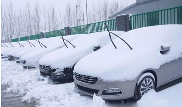 挡风玻璃结冰了怎么快速去除,挡风玻璃结冰怎么快速处理