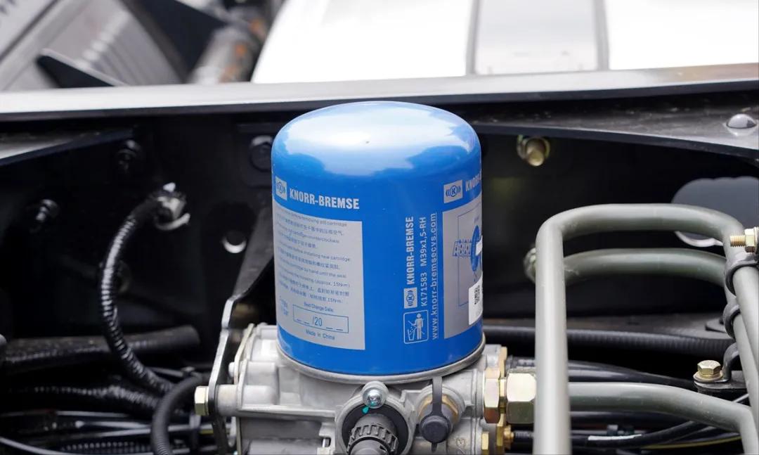 jh6卓越版解读,jh6牵引车480卓越版跟领航版区别