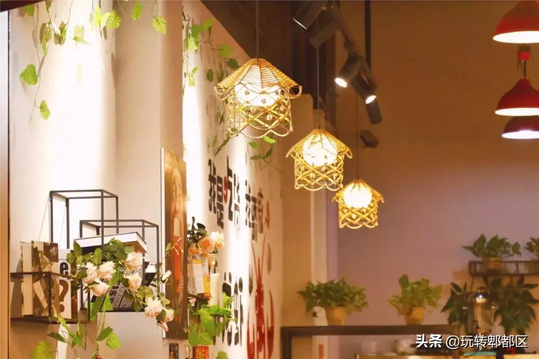 坐标蜀都万达！一口秒穿金庸世界的江湖菜！泼辣到肾上腺素狂飙