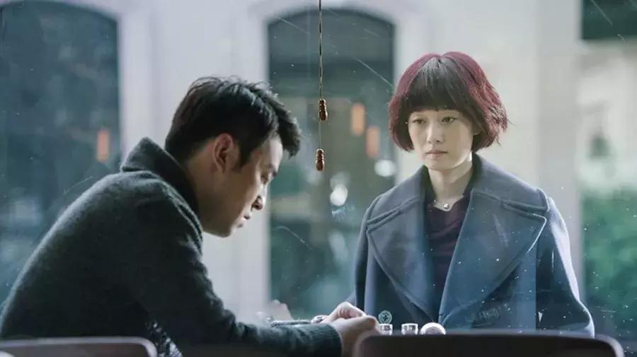 “衣不蔽体，引发海啸”？女德班竟将目标朝向00后，家长要警惕