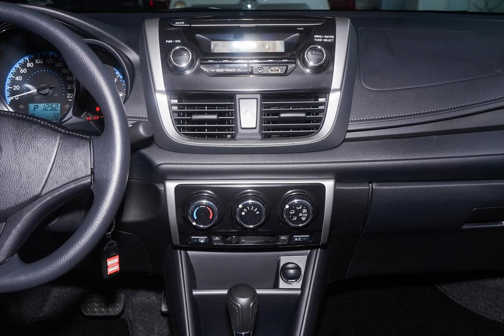 威驰15寸轮毂可以装195轮胎吗,威驰15寸铝合金轮毂多少钱