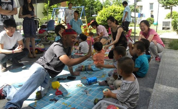 美国总统奥巴马同父异母的弟弟,奥巴马他弟弟哪年来中国