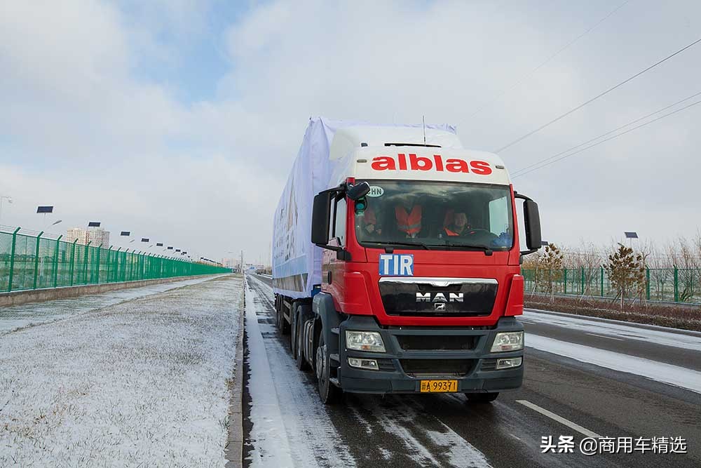 比空运便宜比铁路更快访首家中欧TIR公路运输Alblas公司高层