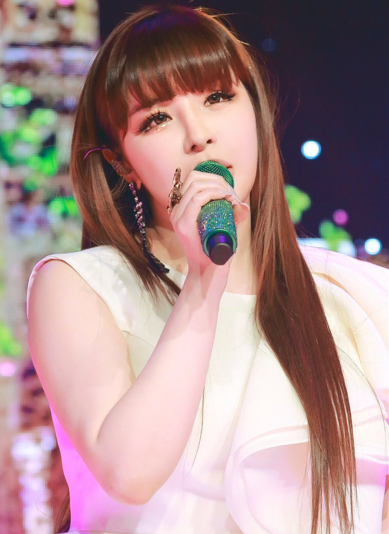 2ne1朴春为什么回归,2ne1朴春事件是什么