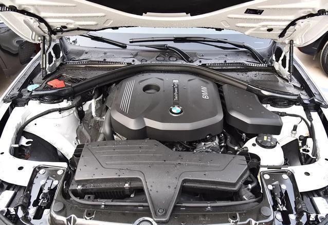 17款宝马318li测评动力,宝马318动力到底怎么样