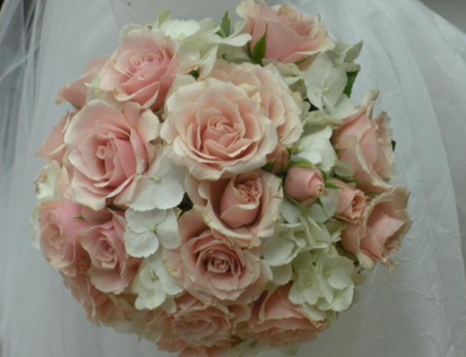 花艺培训零基础入门级花束教程,怎么插花好看包花束