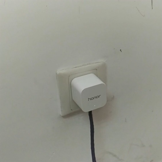 卧室信号弱用wifi放大器管用吗,家里wifi信号覆盖不到卧室怎么办