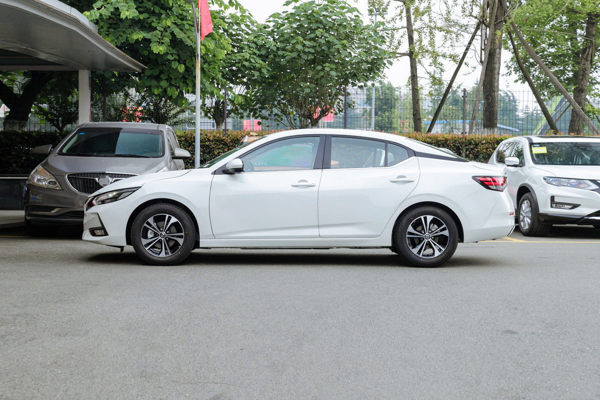 天籁60年,小天籁2014款