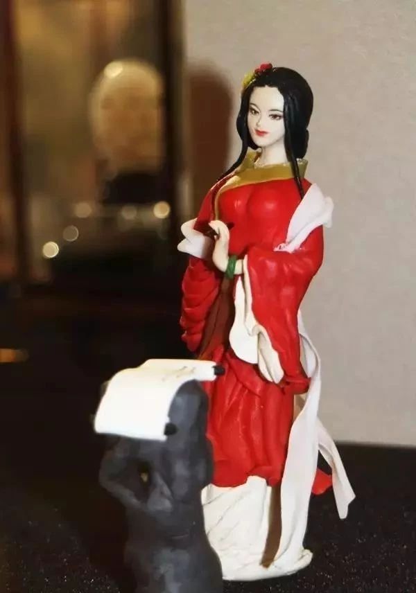 妙手能生花,感受捏出来的艺术丨吴淞面塑传承人冯秋霞采访