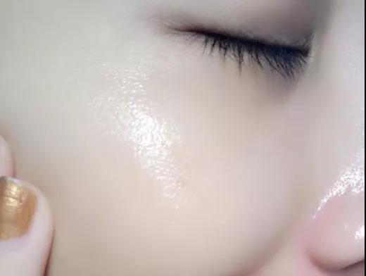 在空调屋里皮肤干燥、瘙痒、泛红，我来帮你解决