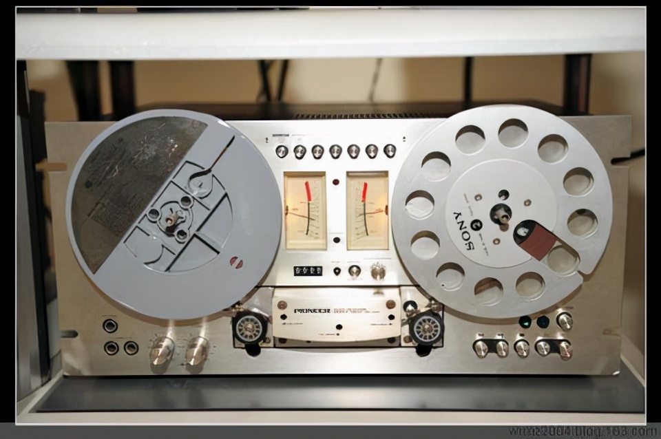 它是皇室*用御**音响品牌,一对音箱要60万,登陆我国成为富人的新宠