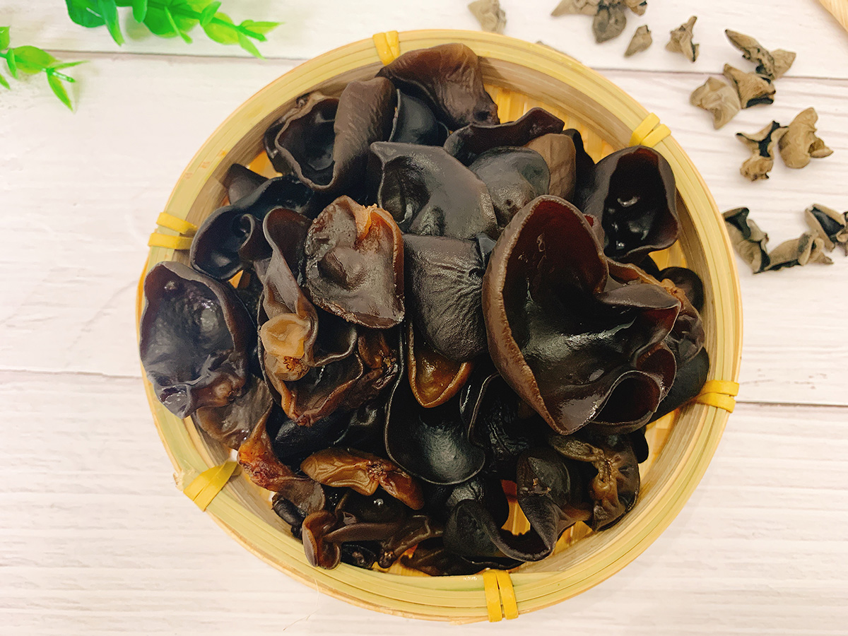 五分钟泡好干木耳泡发的正确方法,泡发腐竹10个人9个做错教你一绝招