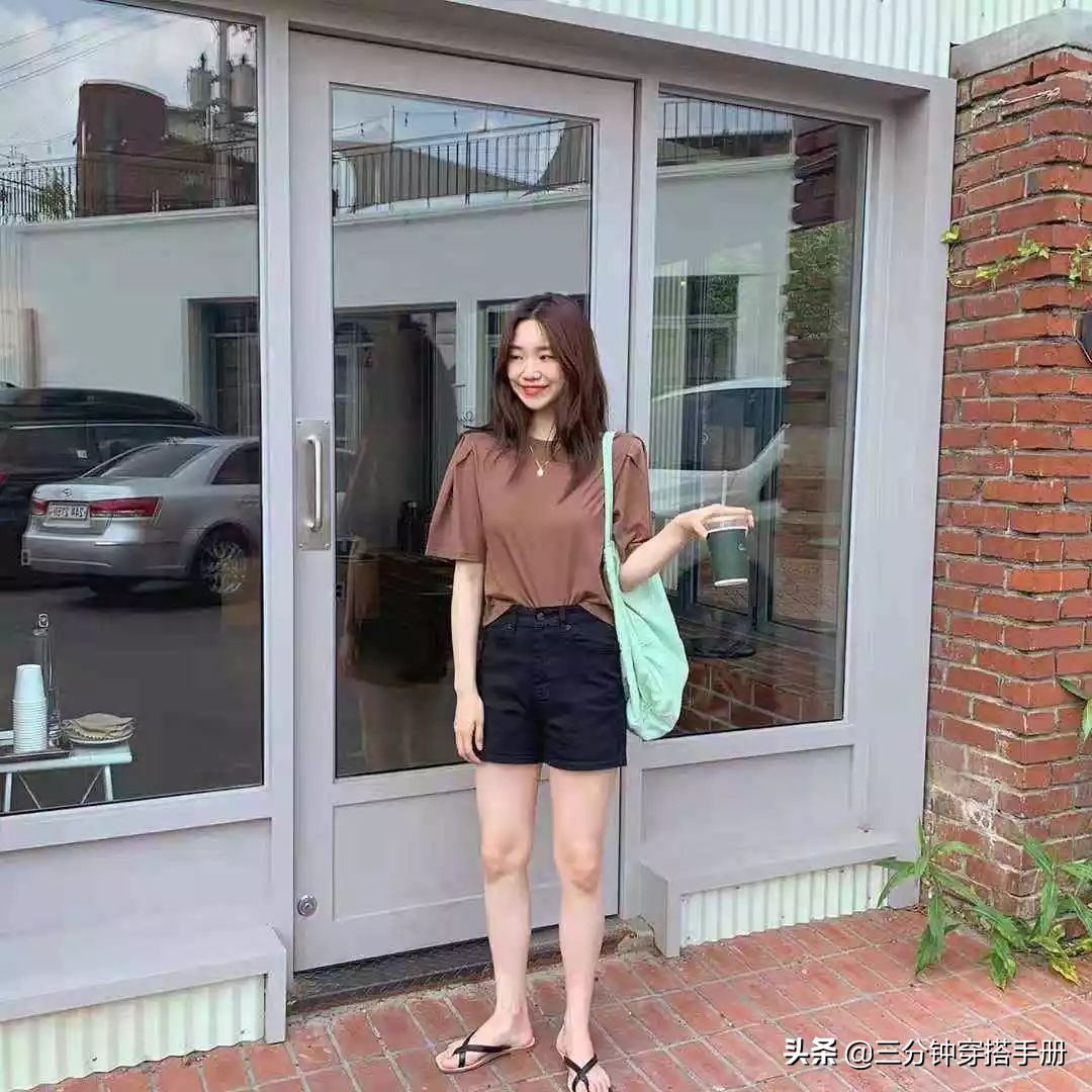 上衣太长了该怎么办更好看,上衣长了怎么弄才好看