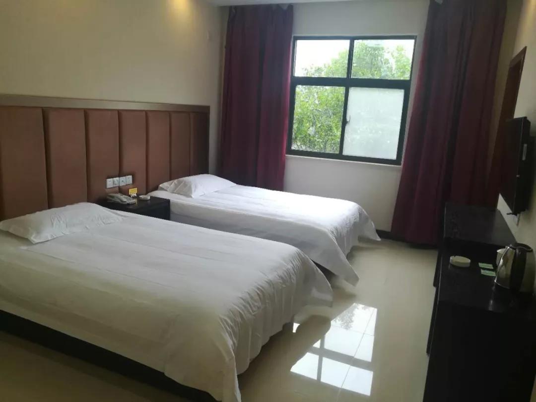 洛阳梦桃源2号会议厅,洛阳梦桃源度假村附近酒店