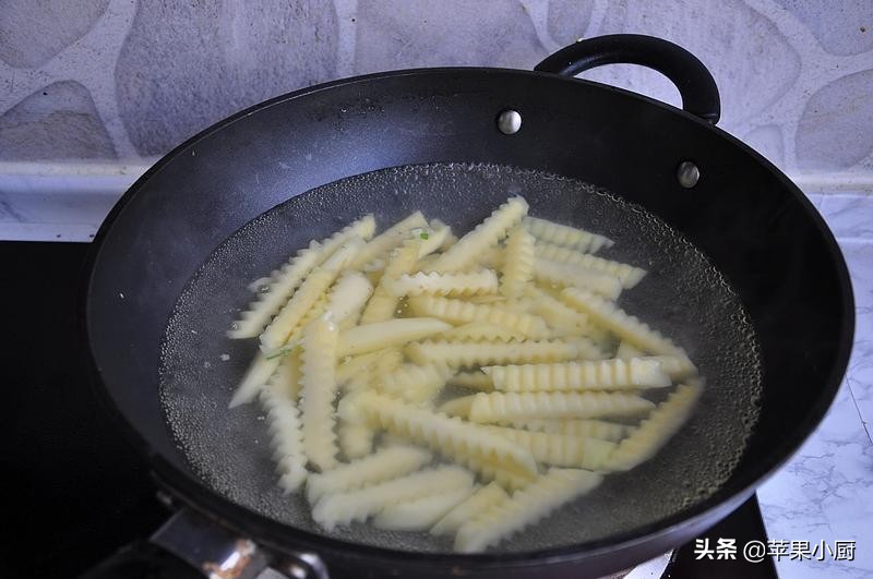 狼牙土豆的正确做法,狼牙土豆的做法简单的