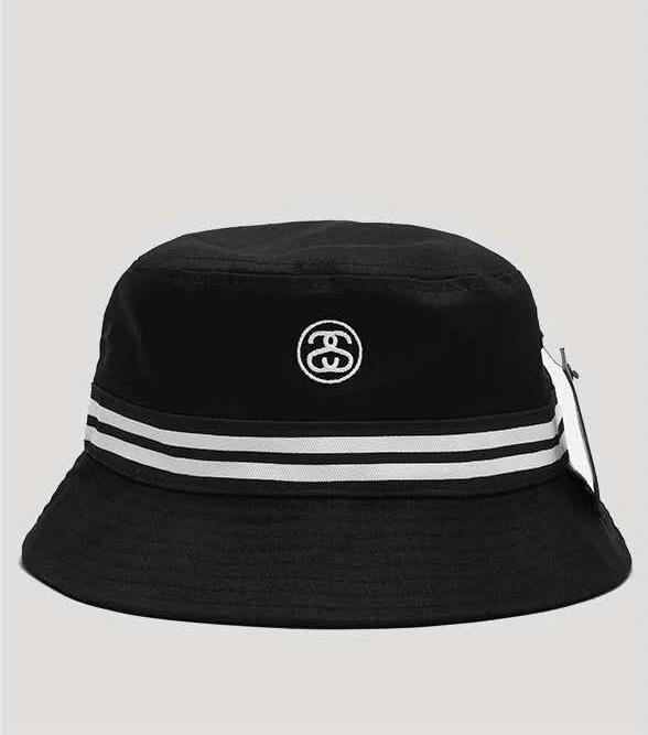 帽子戏法衣服穿搭,穿搭帽子选什么颜色的