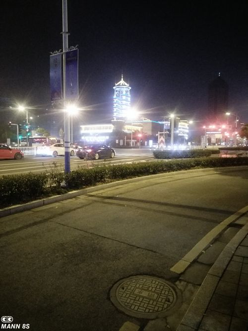 目前最强双摄手机,待机20天手机