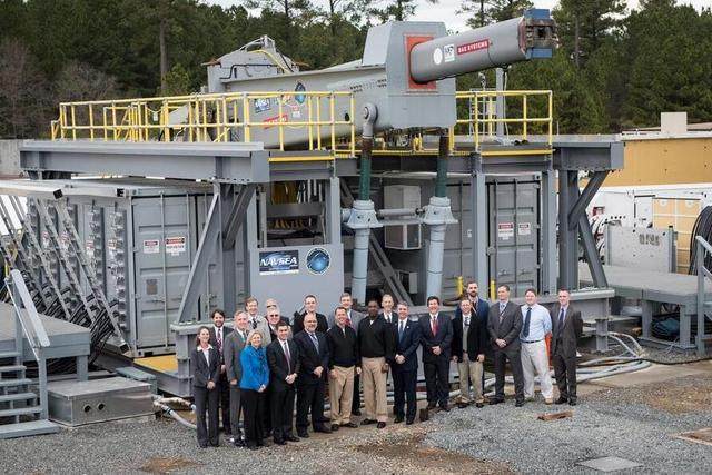 美军电磁大炮武器,美军激光武器和中国电磁炮