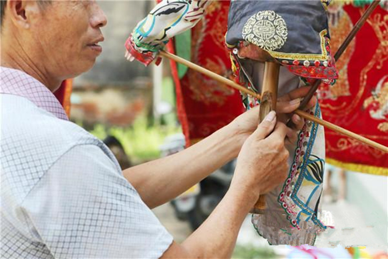 广东湛江民间艺术,观众都老了演员能不老吗