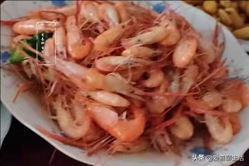 国庆第四天,苏州妈妈分享一家六口午餐,8个菜不到100块,真划算