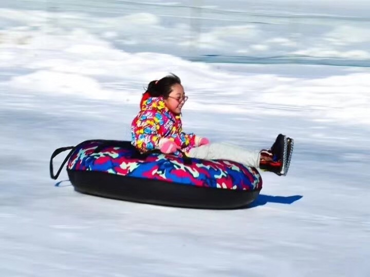 百里荒滑雪和五峰滑雪场哪个好玩 (百里荒滑雪2021何时开场)