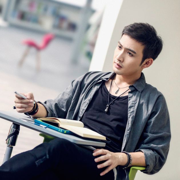 林依晨《小女花不弃》与小11岁张彬彬谈恋爱，《兰陵王》后又要火