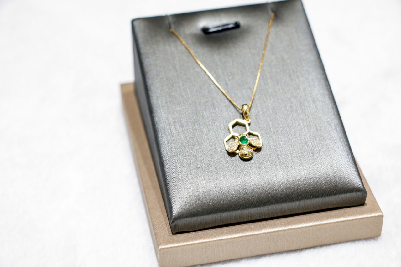 不要小看非漂IT男，他可能会进化成珠宝老板