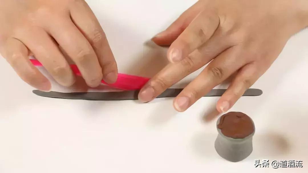 可以贴在墙上用卡纸做的大仙人掌,手工卡纸仙人掌盆栽幼儿园