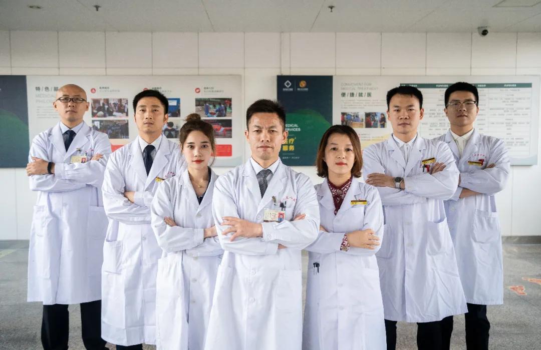 一产妇手术台上大出血死亡,一产妇大出血急需血小板去世