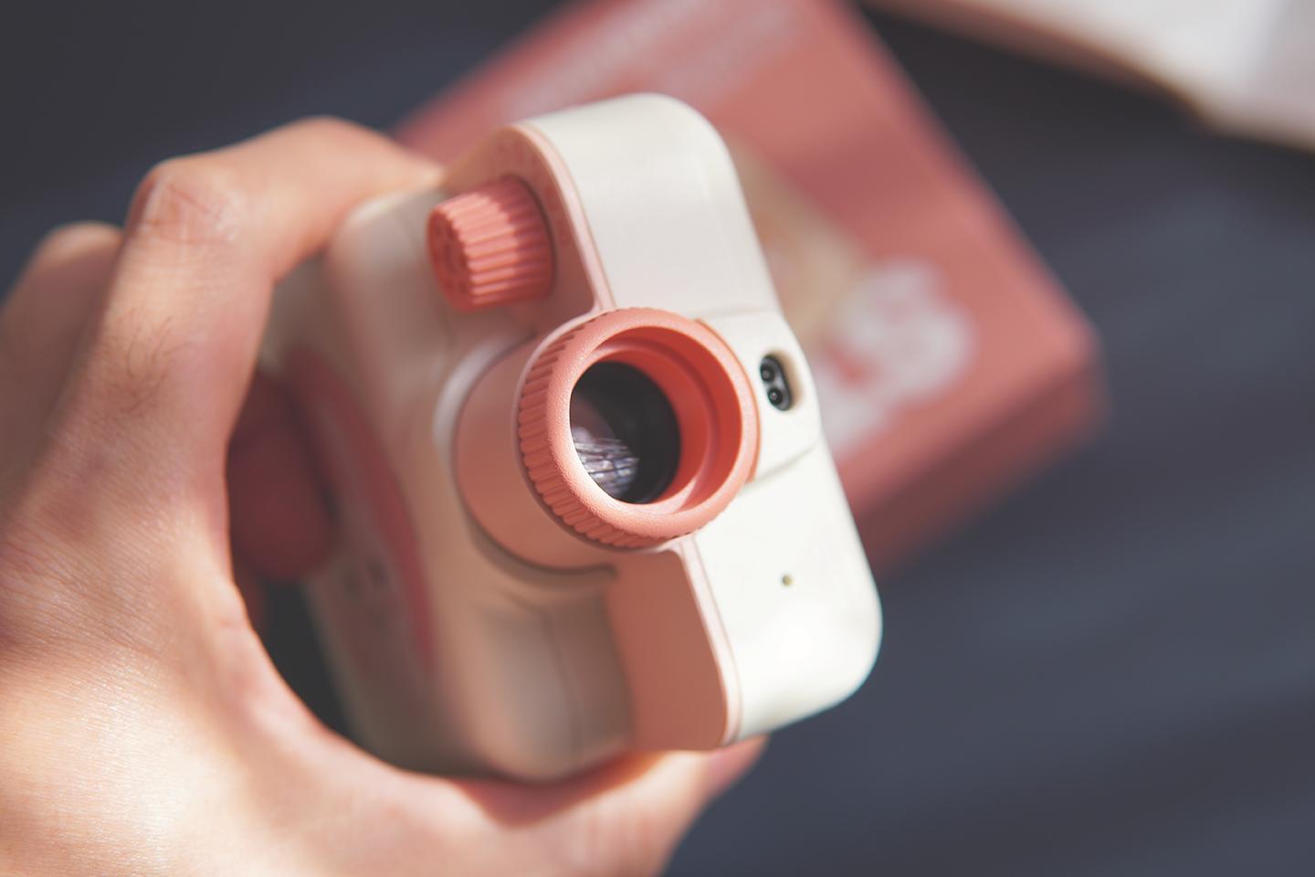 带娃好帮手,能投影能互动的趣学伴儿童故事放映机