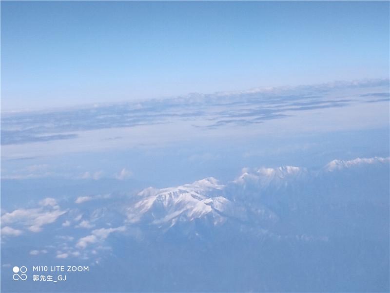 2020现代第七代伊兰特白色,小米社区新品季