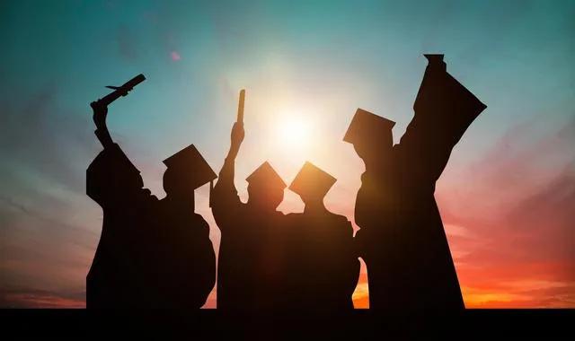 专科生想要得到本科学历的方法,专科难找工作怎么提升学历