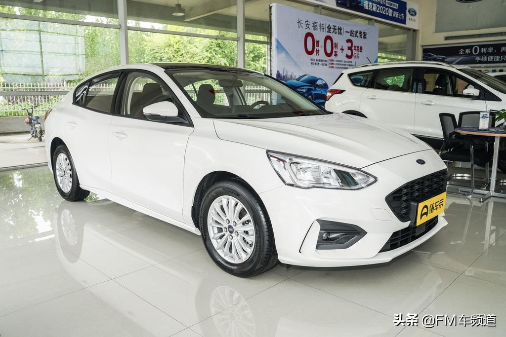 福克斯和朗逸哪个值得入手,福克斯和朗逸哪个好