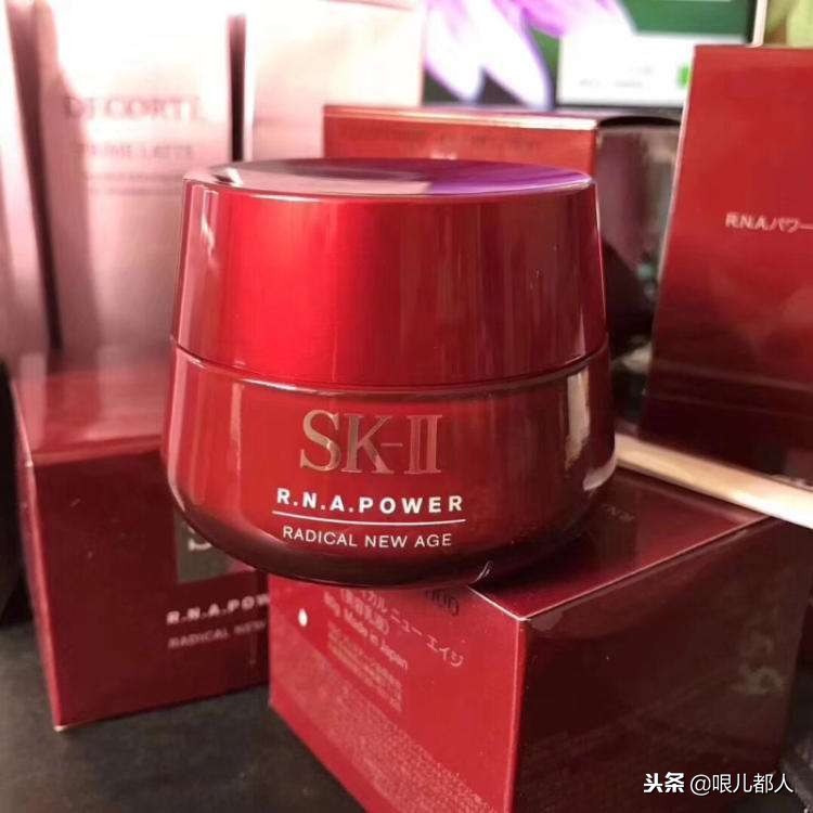 一到冬天干燥起皮是什么肤质,干燥起皮脸上怎么急救