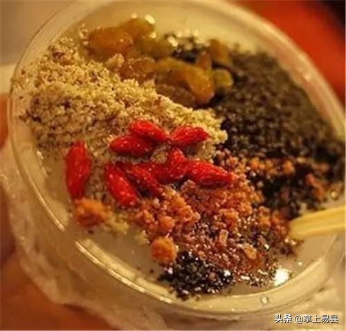 广西桂林阳朔西街小吃天下第一饼,阳朔西街有名小吃