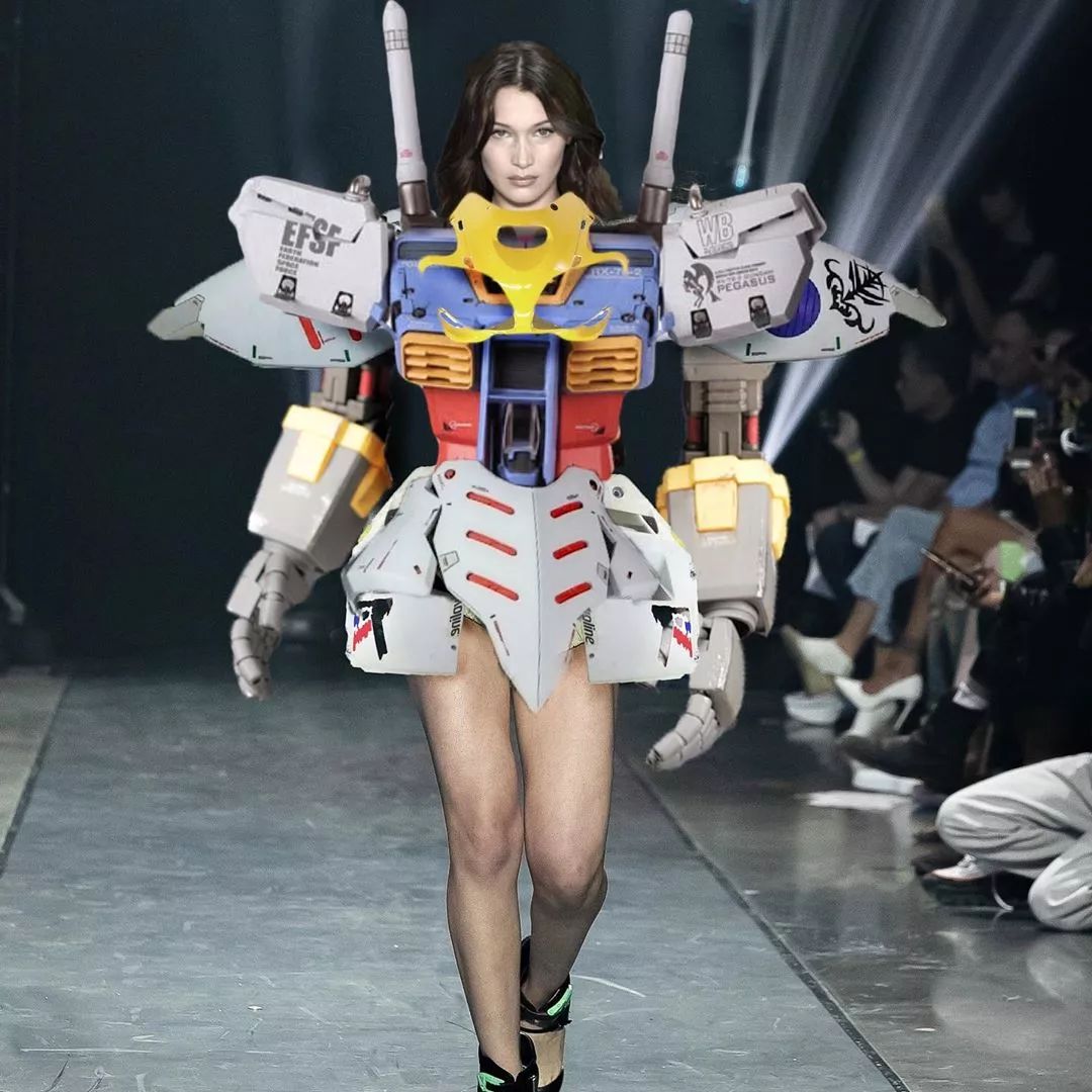 “以前看不起ACG，现在恨不得全身ACG。”