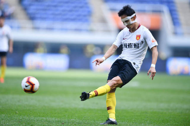 这位多次受伤的励志国脚，可否再次爆发，博出胜利？