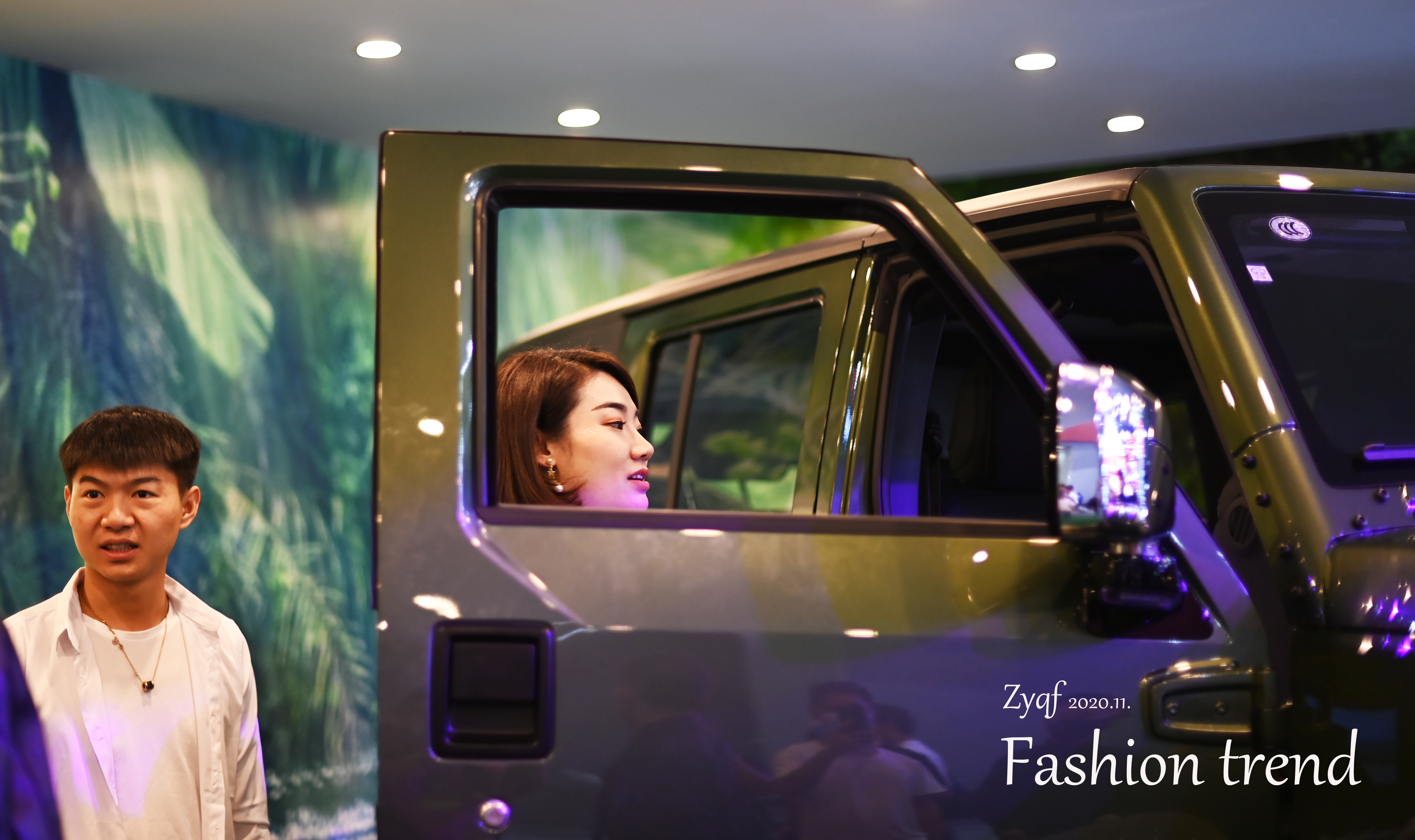 在车展上怎么给模特拍照,车展模特怎么拍摄视频