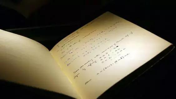 李嘉诚预测股市楼市,李嘉诚谈不买房